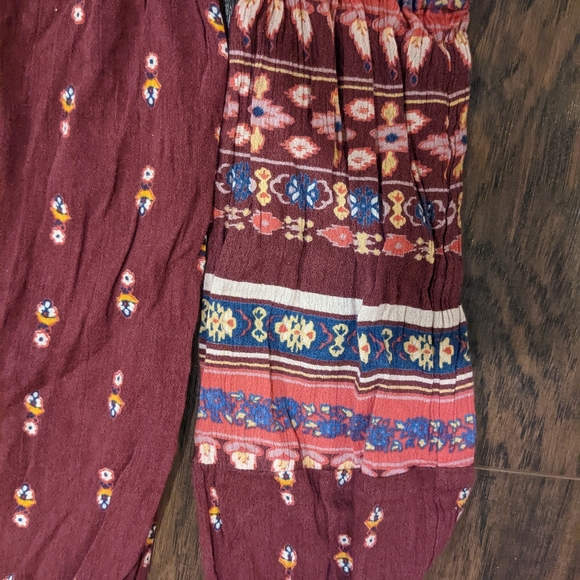 *10/$25* Women's Hollister Burgundy Cold Shoulder Shirt Top -Size Medium - Picture 4 of 6